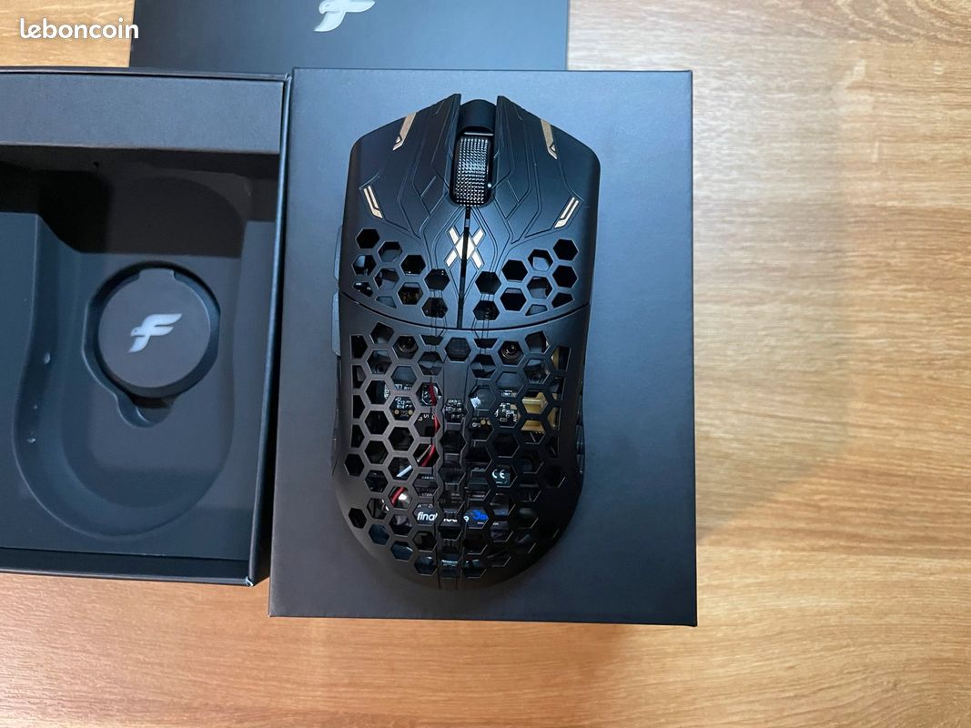 خرید موس Finalmouse UltralightX - بی سیم - طرح Guardian - سایز متوسط